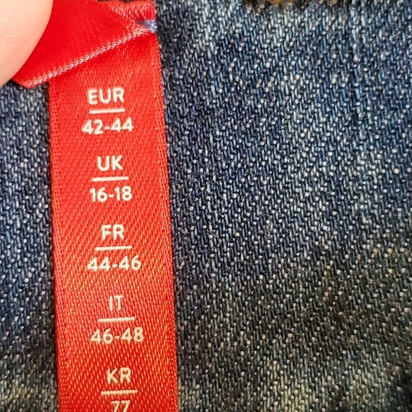 SPANX EVERYWHERE WIDE LEG DENIM JEANS. PATCH POCKET SZ LARGE Cropped - Picture 5 of 6